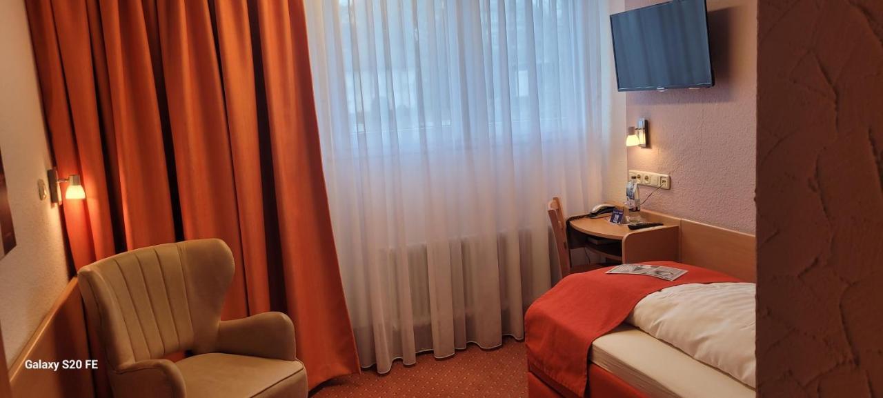 Hotel Restaurant Ruppert Walluf Екстериор снимка